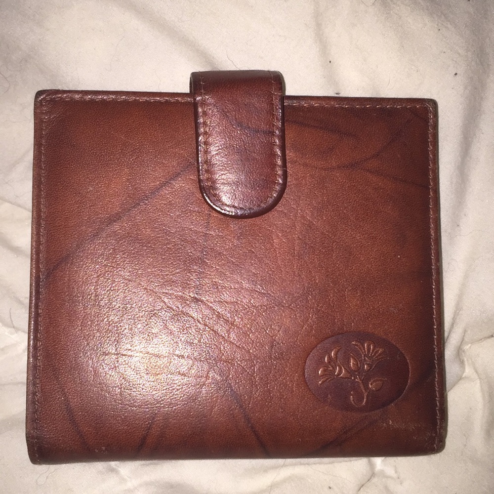 Buxton Walet w/coin pouch